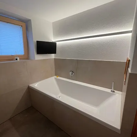 Inntal Alpin - Simmering Apartamento *